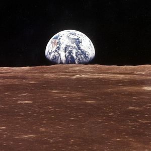 Bilder Back To The Moon
