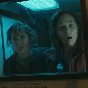 Bilder Dead in the Water