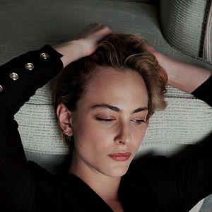 Bilder Nora Arnezeder