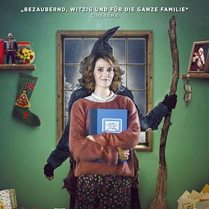 Bilder Unsere Lehrerin, die Weihnachtshexe