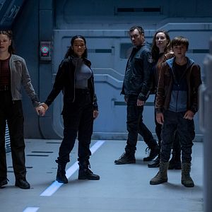 Bilder Lost In Space - Verschollen zwischen fremden Welten