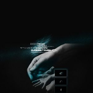 Bilder Three Mirrors Creature's Flashes Of Flesh