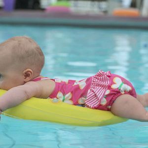 Bilder Snorri & der Baby-Schwimmclub