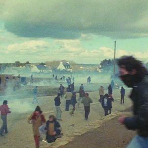 Bilder Plogoff, Des Pierres Contre Des Fusils