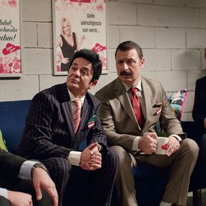 Bilder Karakomik Filmler 2 (Deli - Emanet)