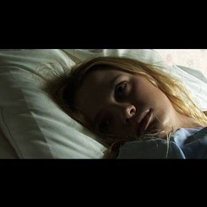 Bilder Une femme en miroir