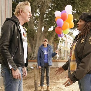 Bilder Bless This Mess