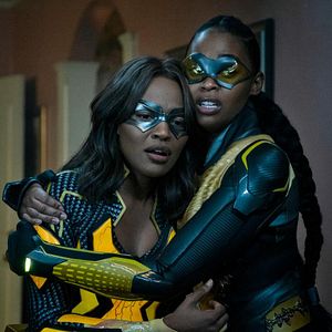 Bilder Black Lightning