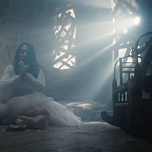 Bilder KİKİ - Lanet-i Cin