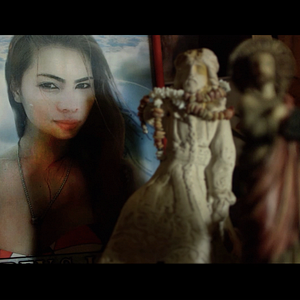 Bilder Call Her Ganda