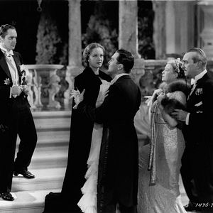 Bilder Death Takes a Holiday