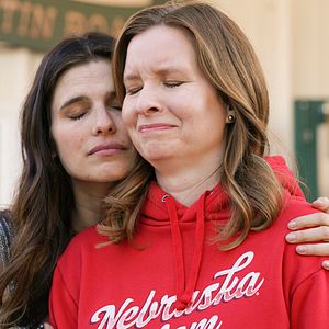 Bilder Bless This Mess