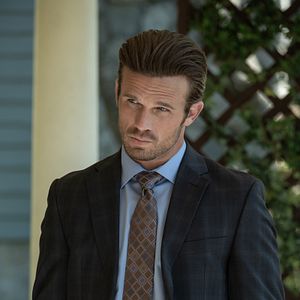 Bilder Dangerous Lies