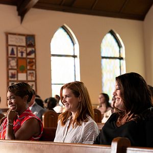 Bilder Brooke Elliott