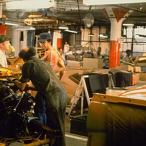 Bilder Blue Collar - Kampf am Fließband