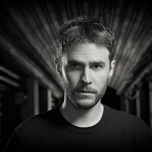 Bilder Iain De Caestecker