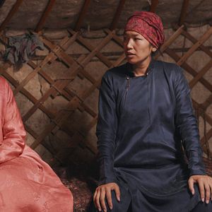 Bilder Uisenma Borchu