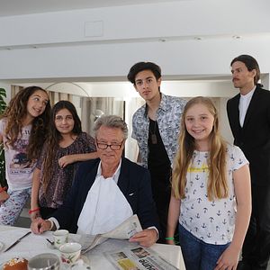 Bilder Allein zu Haus mit Opa