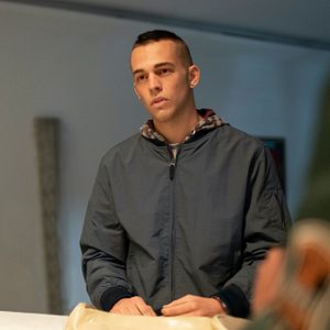 Bilder We Are Who We Are