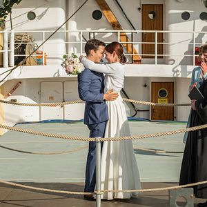 Bilder Hello Again - Ein Tag für immer