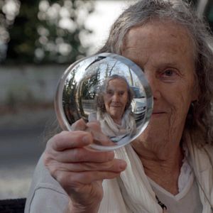 Bilder Mary Bauermeister - Eins und Eins ist Drei