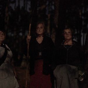 Bilder Red Moon Tide