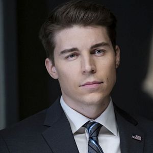 Bilder The Flight Attendant