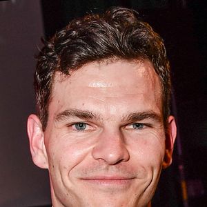 Bilder Josh Helman