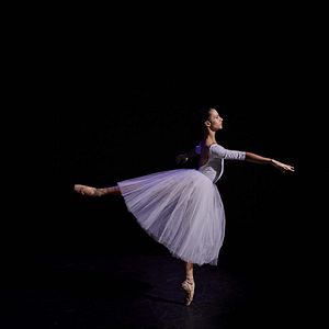 Bilder Francesca Hayward
