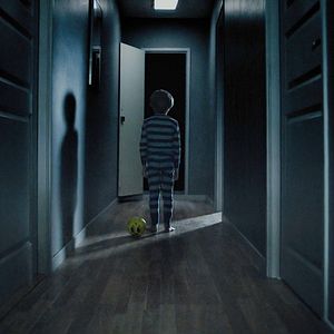 Bilder The Evil Next Door