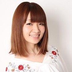 Bilder Atsumi Tanezaki