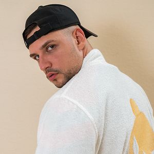 Bilder Slavik - Auf Staats Nacken