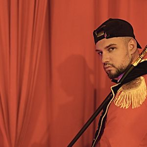 Bilder Slavik - Auf Staats Nacken