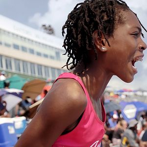 Bilder Drei Schwestern auf der richtigen Bahn