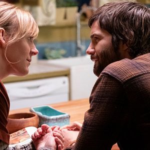 Bilder Home Before Dark