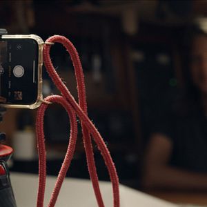 Bilder Roamers - Follow Your Likes