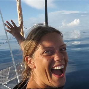 Bilder Roamers - Follow Your Likes