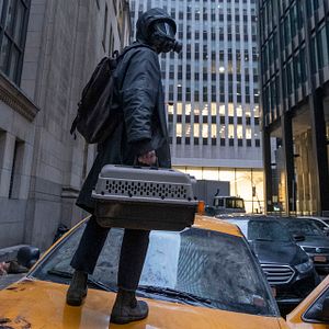 Bilder Y: The Last Man