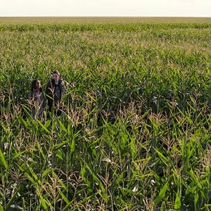 Bilder JEMAND ist in deinem Haus