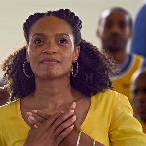 Bilder Shinelle Azoroh