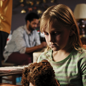 Bilder The Nest - Don't Let The Bed Bugs Bite