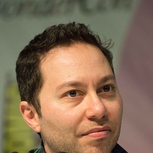 Bilder Sam Riegel