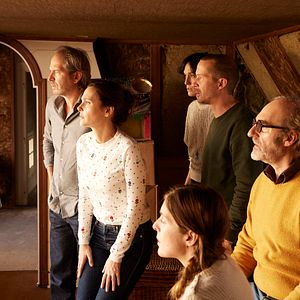 Bilder Barnaby Metschurat