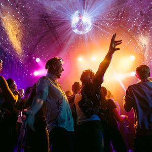 Bilder One Night Off