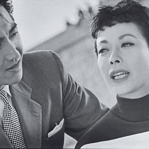 Bilder Between Yesterday and Tomorrow