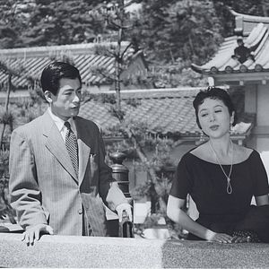 Bilder Between Yesterday and Tomorrow