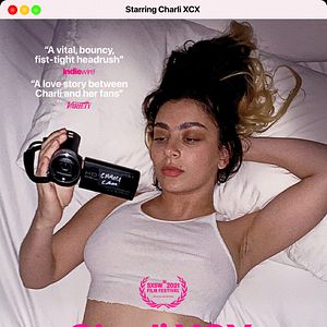 Bilder Charli XCX: Alone Together