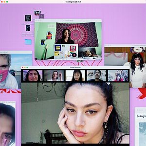 Bilder Charli XCX: Alone Together