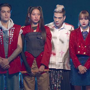 Bilder Rebelde - Jung und rebellisch