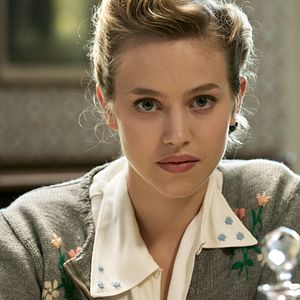 Bilder Lou de Laâge